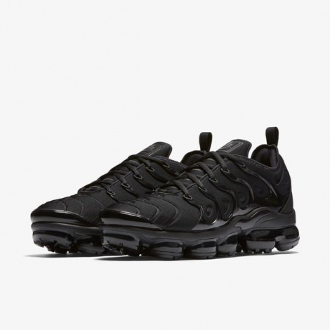 Кроссовки Nike Air Vapormax Plus