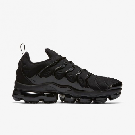 Кроссовки Nike Air Vapormax Plus