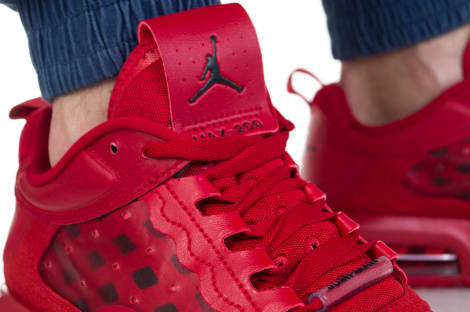 Кросівки Jordan Max 200