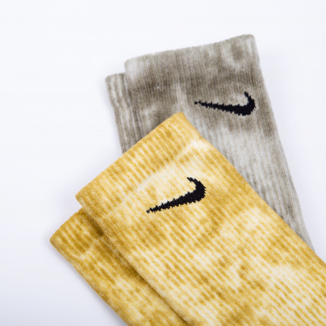 Шкарпетки Nike U NK EVERYDAY PLUS CUSH CREW різнокольорові (2 пари) DM3407-907
