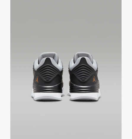 Кроссовки Air Jordan Max Aura 3