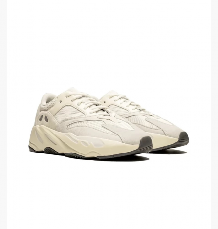 Кроссовки Yeezy