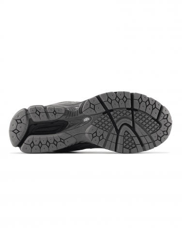 Кросівки New Balance 2002R сірі M2002REH