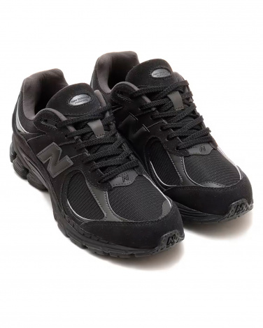 Кросівки New Balance 2002R чорні U2002RBL