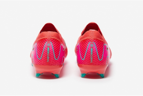 Футбольные бутсы Nike Air Zoom Mercurial Vapor 16 Pro FG FQ8685-800