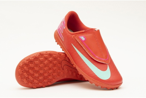 Дитячі сороконіжки Nike Mercurial Vapor 16 Club TF PS (V) Junior FQ8291-800
