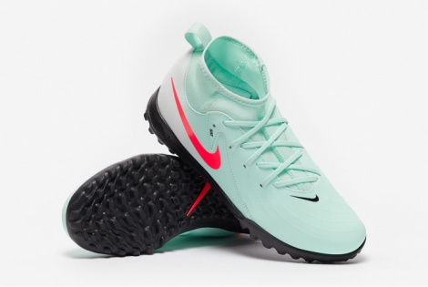 Детские сороконожки Nike Phantom Luna II Academy TF Junior FJ2610-300