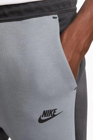 Штани Nike Sportswear Tech Fleece