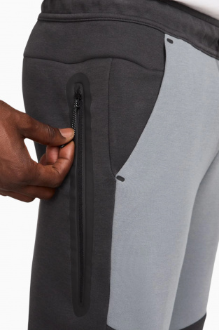 Штани Nike Sportswear Tech Fleece