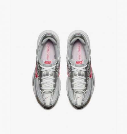 Кросівки Nike Wmns Initiator