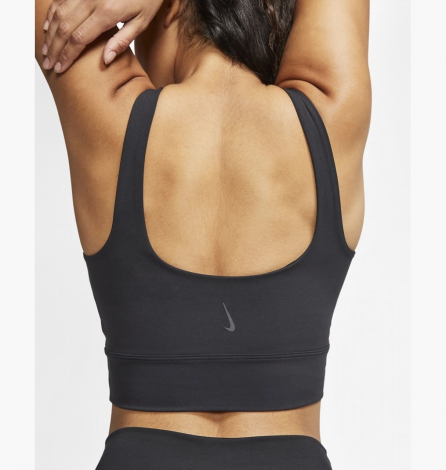 Топ Nike The Yoga Luxe Crop Tank
