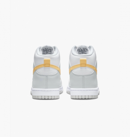 Кроссовки Nike Wmns Dunk High