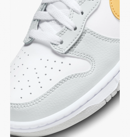 Кроссовки Nike Wmns Dunk High