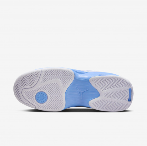 Кроссовки Женские Jordan Max Aura 6 (Fq7943-100)