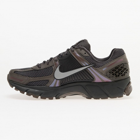 Кроссовки Nike Zoom Vomero 5 Cave Stone / Metallic Silver