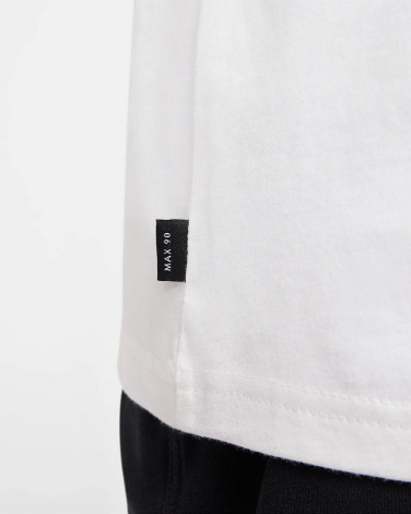 Футболка Nike MAX90 SNEAKER PATCH POCKET біла HJ0574-100