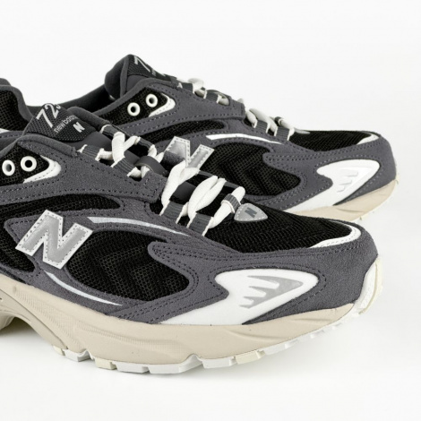 Кросівки New Balance 725 темно-сіро-чорно-білі ML725AC