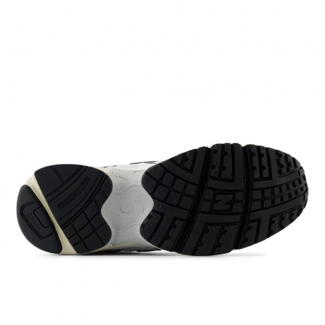 Кроссовки New Balance 725