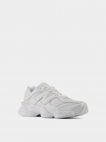 Кросівки New Balance 9060 білі U9060NRJ