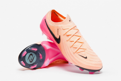 Футбольные бутсы Nike Phantom GX II Elite FG FJ2559-800