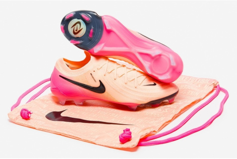 Футбольные бутсы Nike Phantom GX II Elite FG FJ2559-800