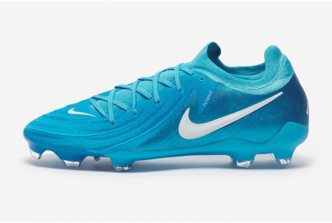 Футбольні бутси Nike Phantom GX II Pro FG FJ2563-400