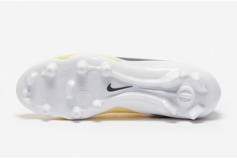 Футбольні бутси Nike Tiempo Legend X Academy MG DV4337-700