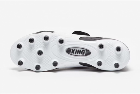 Футбольні бутси Puma King Top FG/AG 105607-01