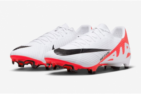 Футбольные бутсы Nike Air Zoom Mercurial Vapor 15 Academy MG DJ5631-600