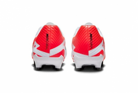 Футбольные бутсы Nike Air Zoom Mercurial Vapor 15 Academy MG DJ5631-600