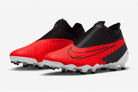 Футбольні бутси Nike Phantom GX Academy DF MG DD9472-600