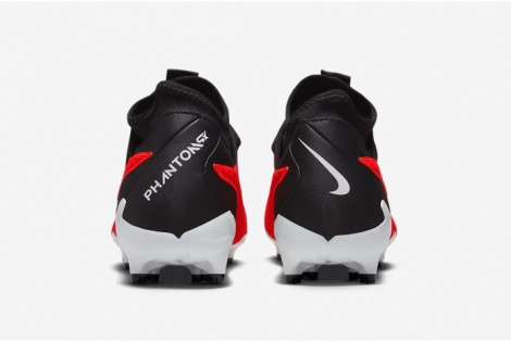Футбольні бутси Nike Phantom GX Academy DF MG DD9472-600