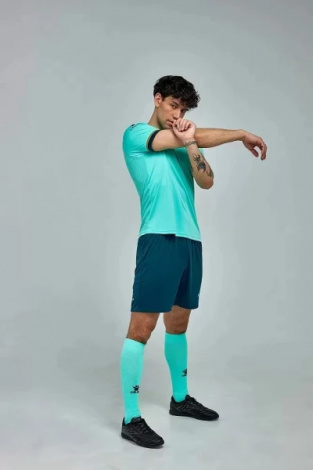 Комплект футбольної форми Kelme SEGOVIA м'ятно-зелений 8351ZB1158.9328