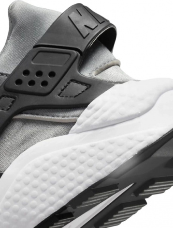 Кроссовки Nike AIR HUARACHE серые DV3504-001