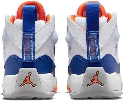 Кросівки баскетбольні дитячі Nike JUMPMAN TWO TREY (GS) білі DQ8431-148