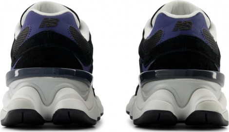 Кросівки New Balance 9060 чорно-фіолетові U9060EEO