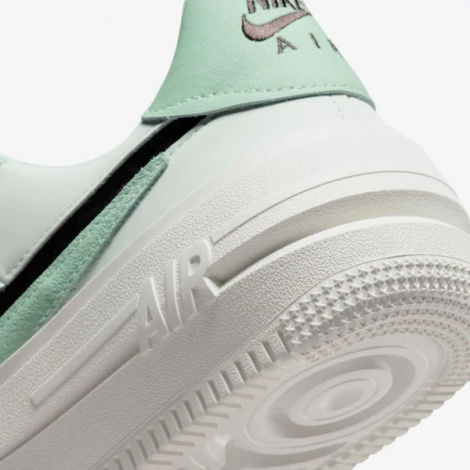 Кросівки жіночі Nike W AF1 PLT.AF.ORM білі DX3730-300