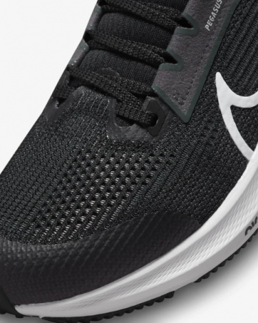Кроссовки беговые детские Nike AIR ZOOM PEGASUS 40 (GS) черно-белые DX2498-001