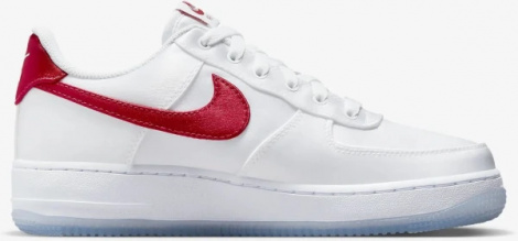 Кроссовки женские Nike W AIR FORCE 1 07 ESS SNKR бело-красные DX6541-100