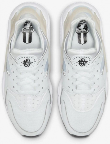 Кросівки жіночі Nike AIR HUARACHE білі DR5726-001