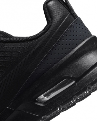 Кроссовки Nike AIR MAX NUAXIS черные FD4329-004