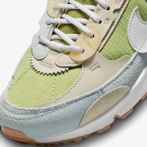 Кроссовки женские Nike W AIR MAX 90 FUTURA разноцветные DV7190-700