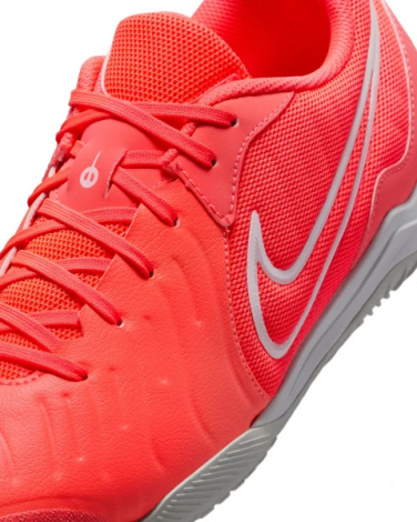 Бутсы Nike Legend 10 Academy Ic