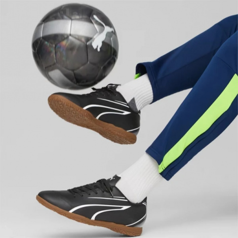 Футзалки (бампи) Puma VITORIA IT чорно-білі 107485-01