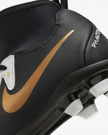Бутси дитячі Nike JR PHANTOM LUNA II CLUB FG/MG біло-чорні FJ2601-100