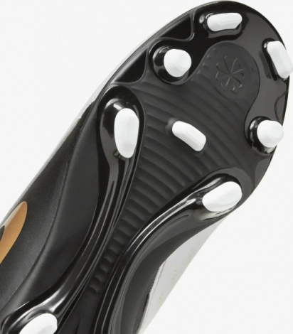 Бутси дитячі Nike JR PHANTOM LUNA II CLUB FG/MG біло-чорні FJ2601-100