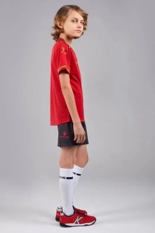 Комплект футбольної форми дитячий Kelme SEGOVIA червоно-сірий 8351ZB3158.9667