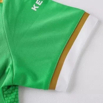 Комплект футбольної форми дитячий Kelme SEGOVIA зелений 8351ZB3158.9300