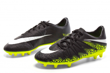 Футбольные бутсы Nike Hypervenom Phelon II FG