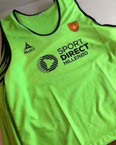 Манішка Select Bibs - model Super зелена 683330-005